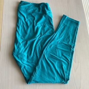 Lularoe Tall and Curvy leggings